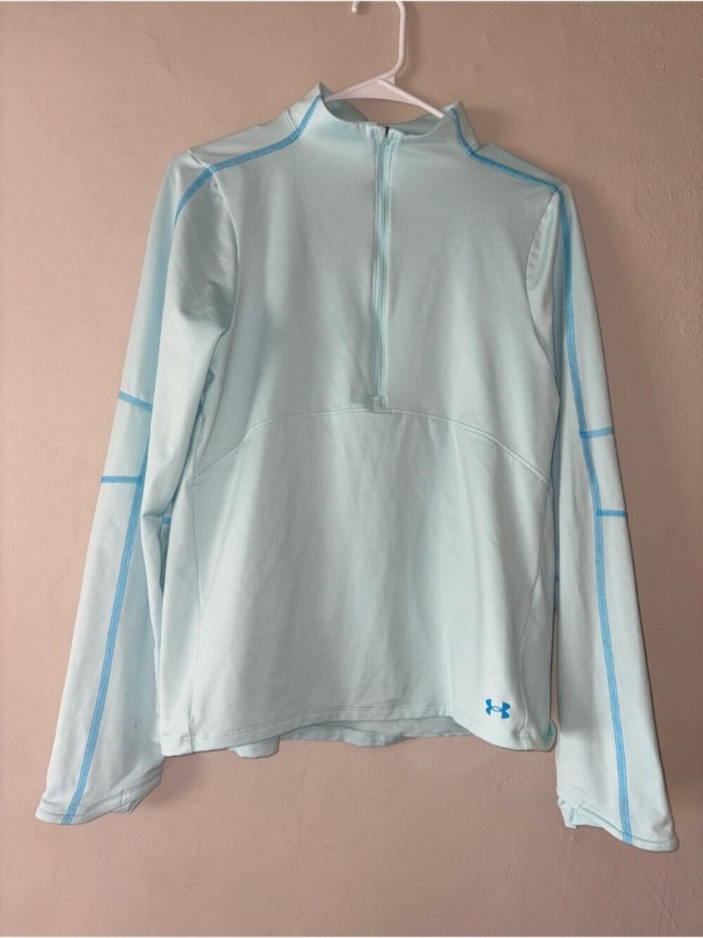 Under Armour train cold weather blue pullover M